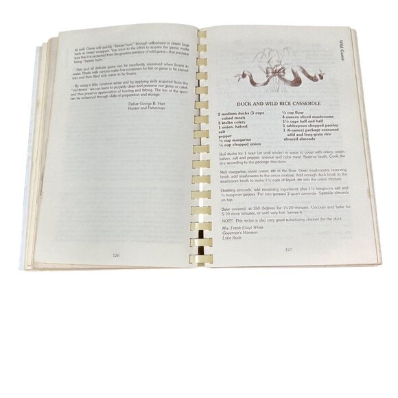 Prairie Harvest 1981 St. Peters Episcopal Churchwomen Cookbook Spiral Bound - Picture 7 of 11